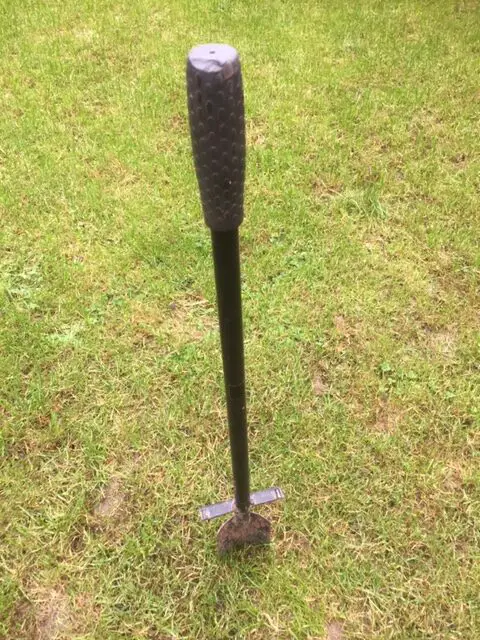 Spade for metal detecting | Best metal detecting shovel