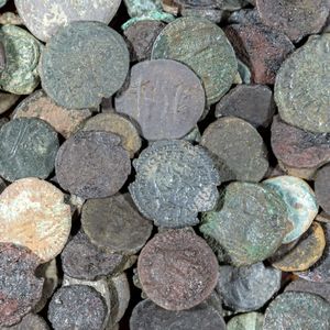 How to clean old coins – Discover Metal Detecting